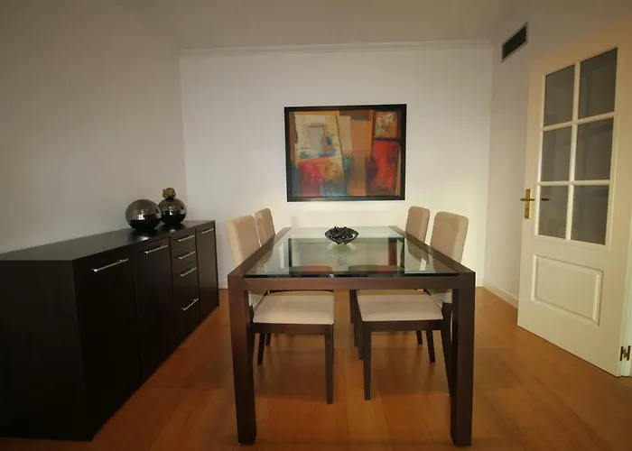 Lisbon Malhoa - Terrace & Garage Apartament *