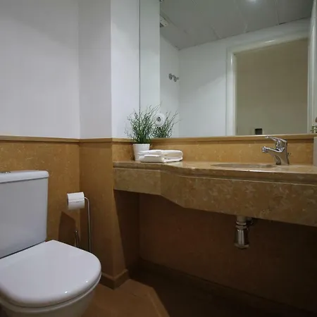 Lisbon Malhoa - Terrace & Garage